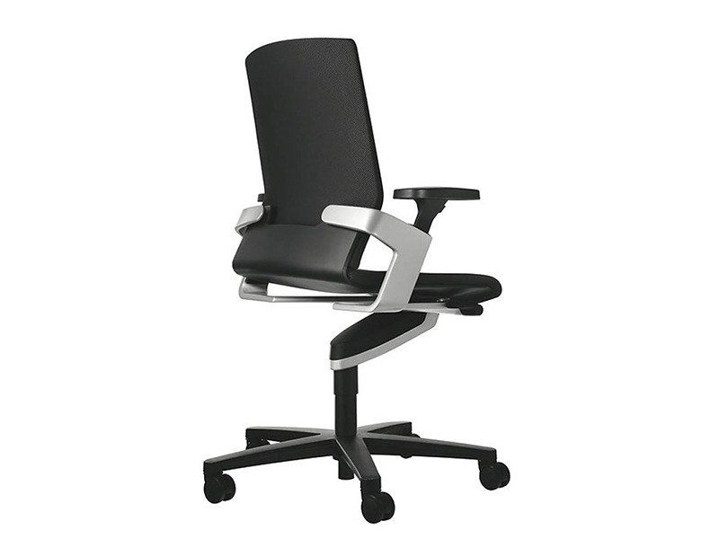 Эргономичное дизайнерское кресло Wilkhahn ON 175/7 сетка, на сайте Галерея Офис